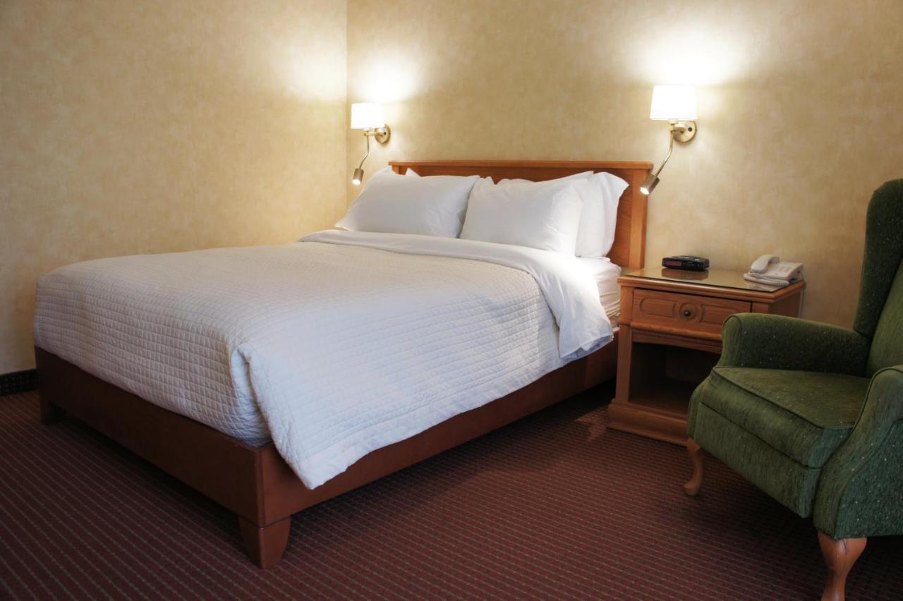 Castel Hotel Granby