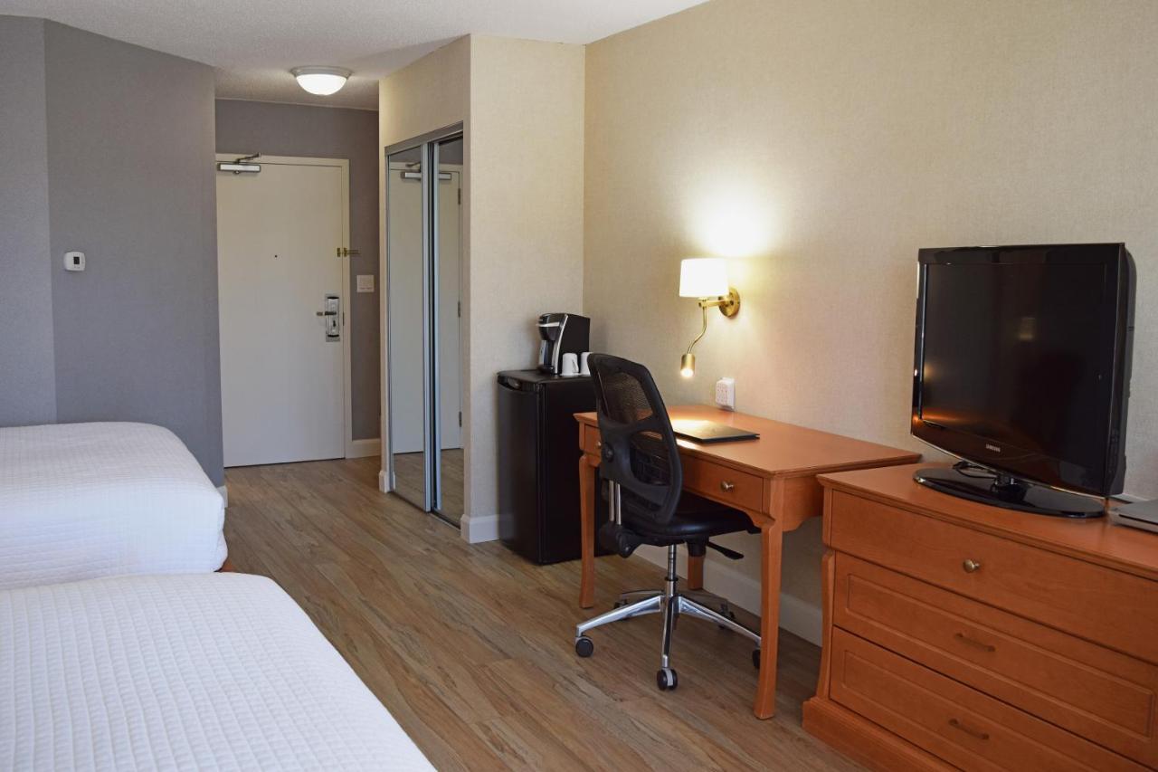 Castel Hotel 3*