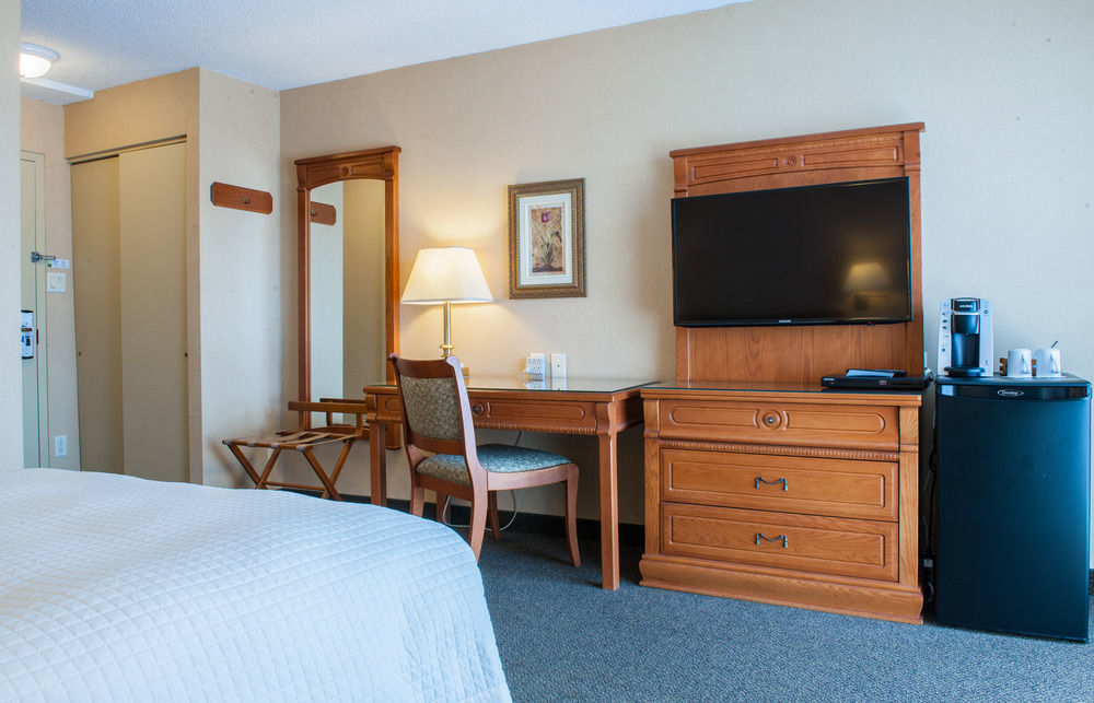 Castel Hotel 3*